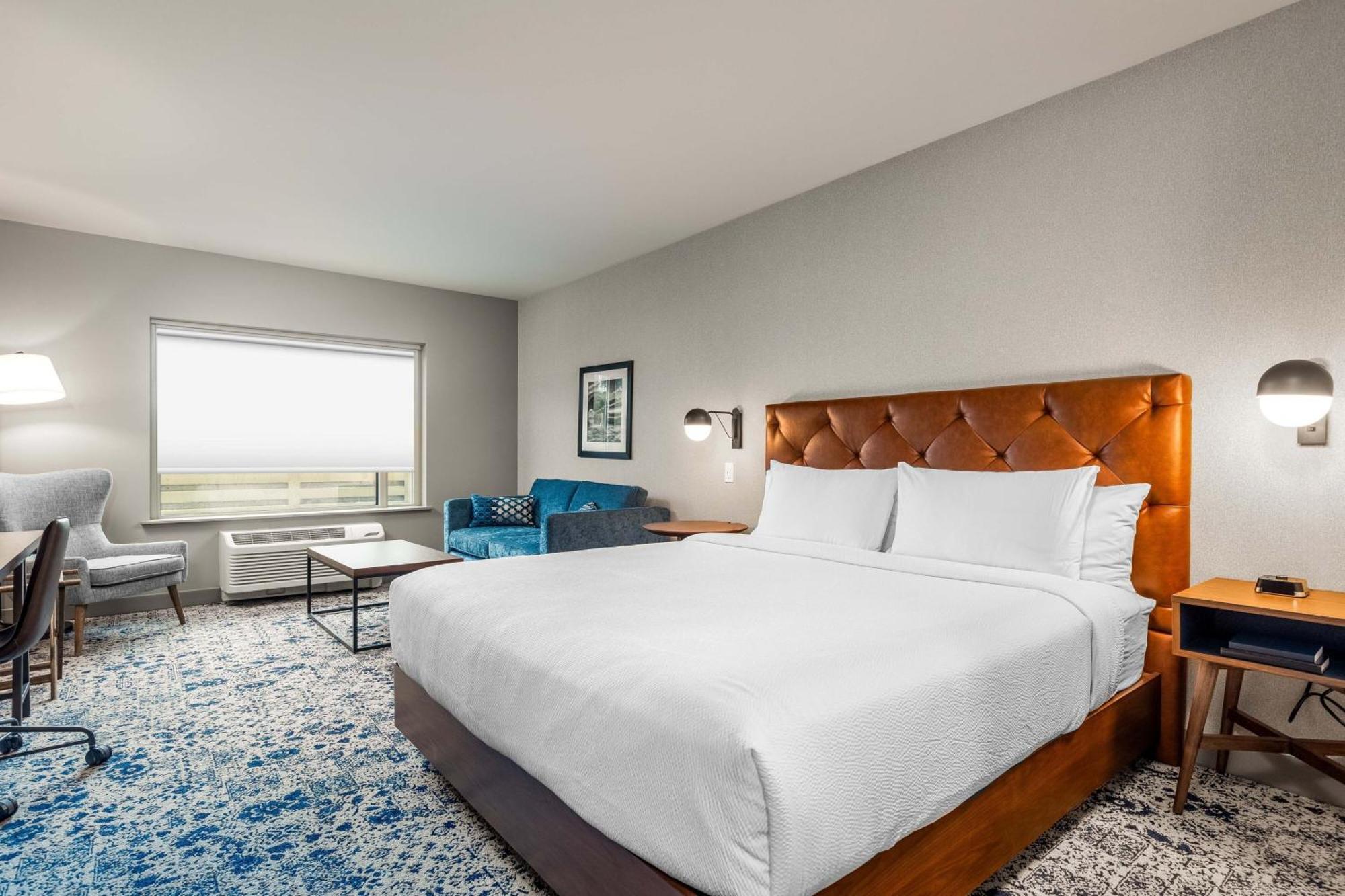 Four Points By Sheraton Kelowna Airport Eksteriør billede